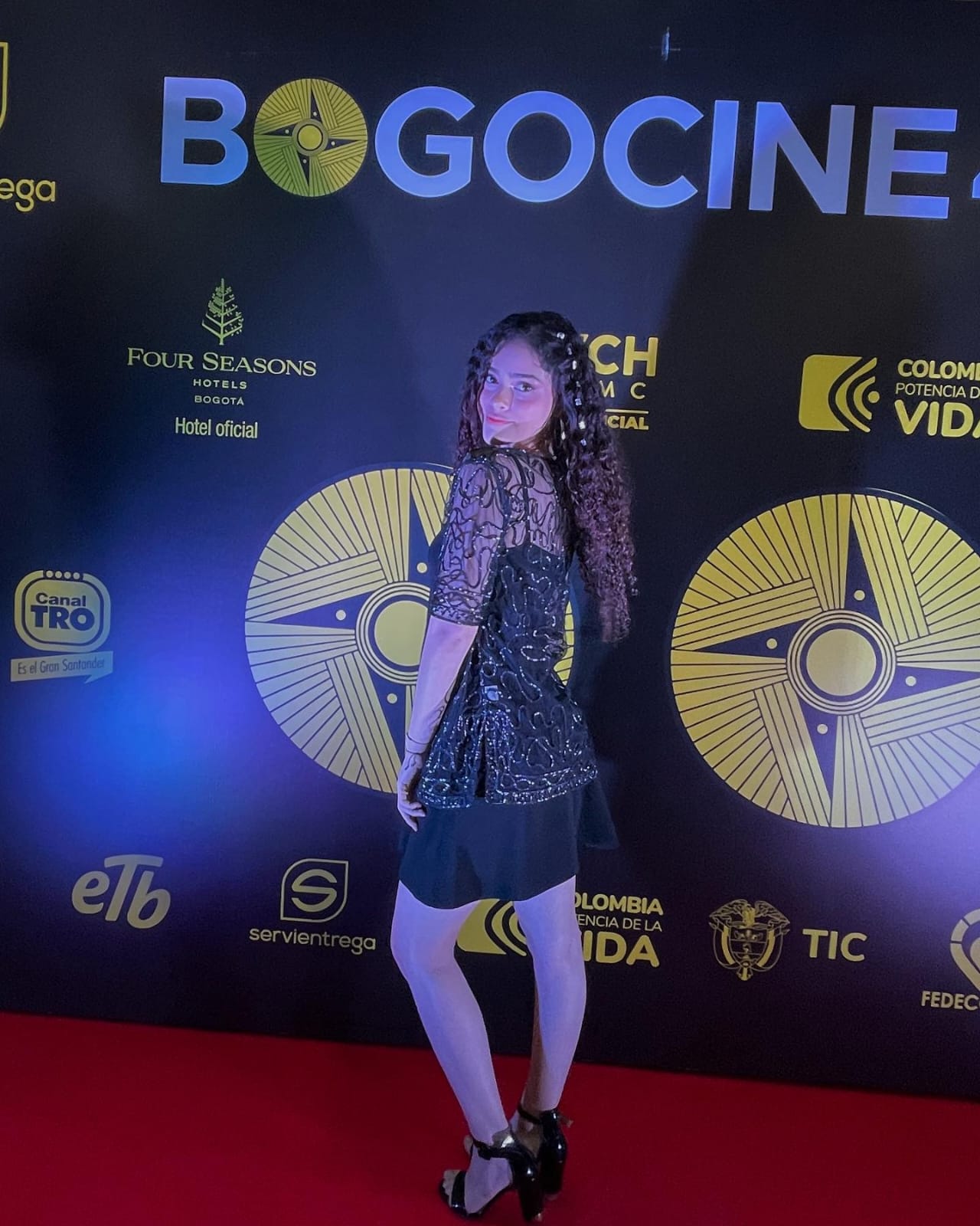 MARIALE en la alfombra roja de BogoCine 2023